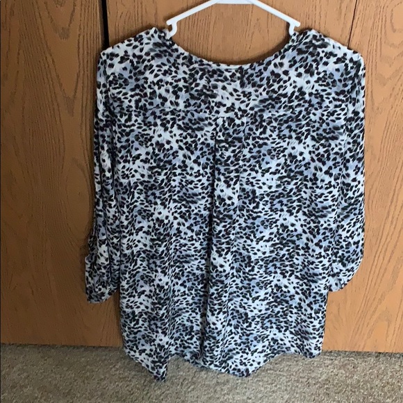 Women’s HIP Three Quarter Length Blouse - Picture 5 of 5
